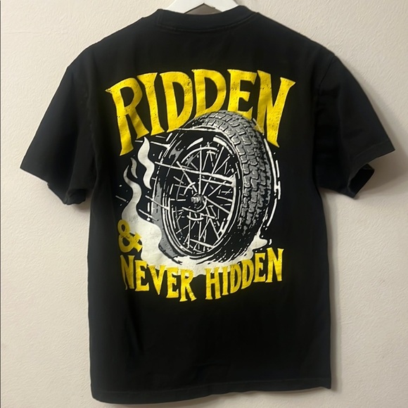 Rusty Butcher Classic Black Crew Neck Short Sleeve Tee with Emblem 312 - Picture 3 of 3